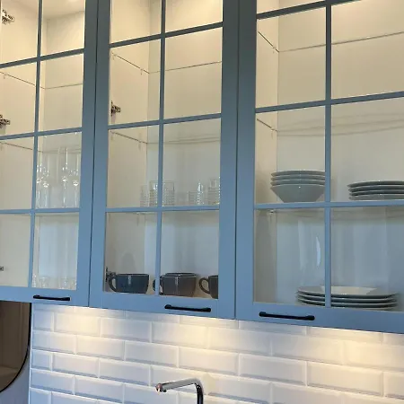 Comfortable Near The Sea, ポビエロボ