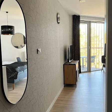 Comfortable Near The Sea, アパート *