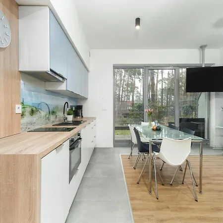 Apartment Comfortable Near The Sea,