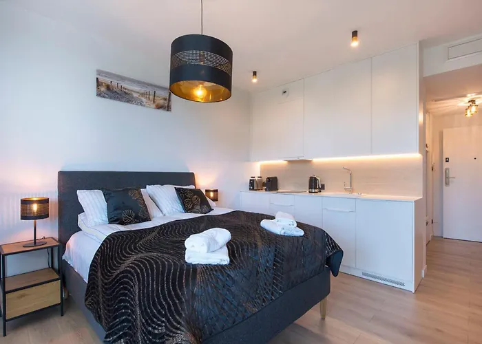 Comfortable Near The Sea, *