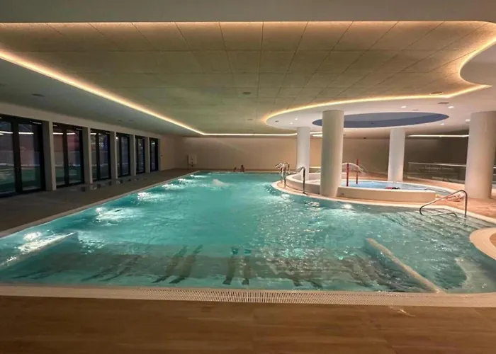 דירה Comfortable Near The Sea, *